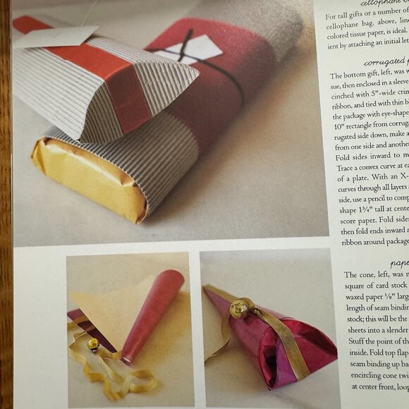 Colonial Williamsburg Decorates for Christmas & Martha Stewart Christmas - Picture 14 of 14